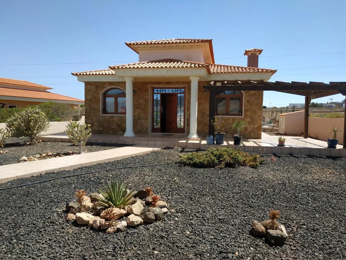 Villa Casa Del Sol 3 Bedroom Villa With Private Solar Covered 12M X 6M Pool Minimum Stay 7 Nights Chromecast And Wifi Throughout The Property Triquivijate 0*,