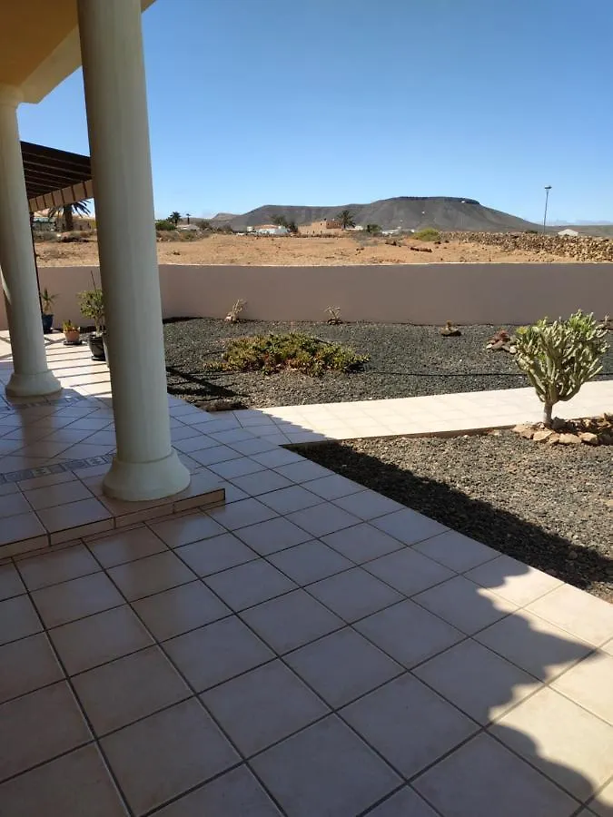 Villa Casa Del Sol 3 Bedroom Villa With Private Solar Covered 12M X 6M Pool Minimum Stay 7 Nights Chromecast And Wifi Throughout The Property Triquivijate España