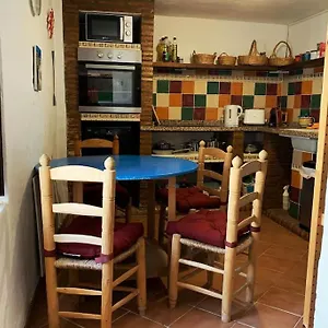 Casa Sin Numero, An Authentic , Comares España