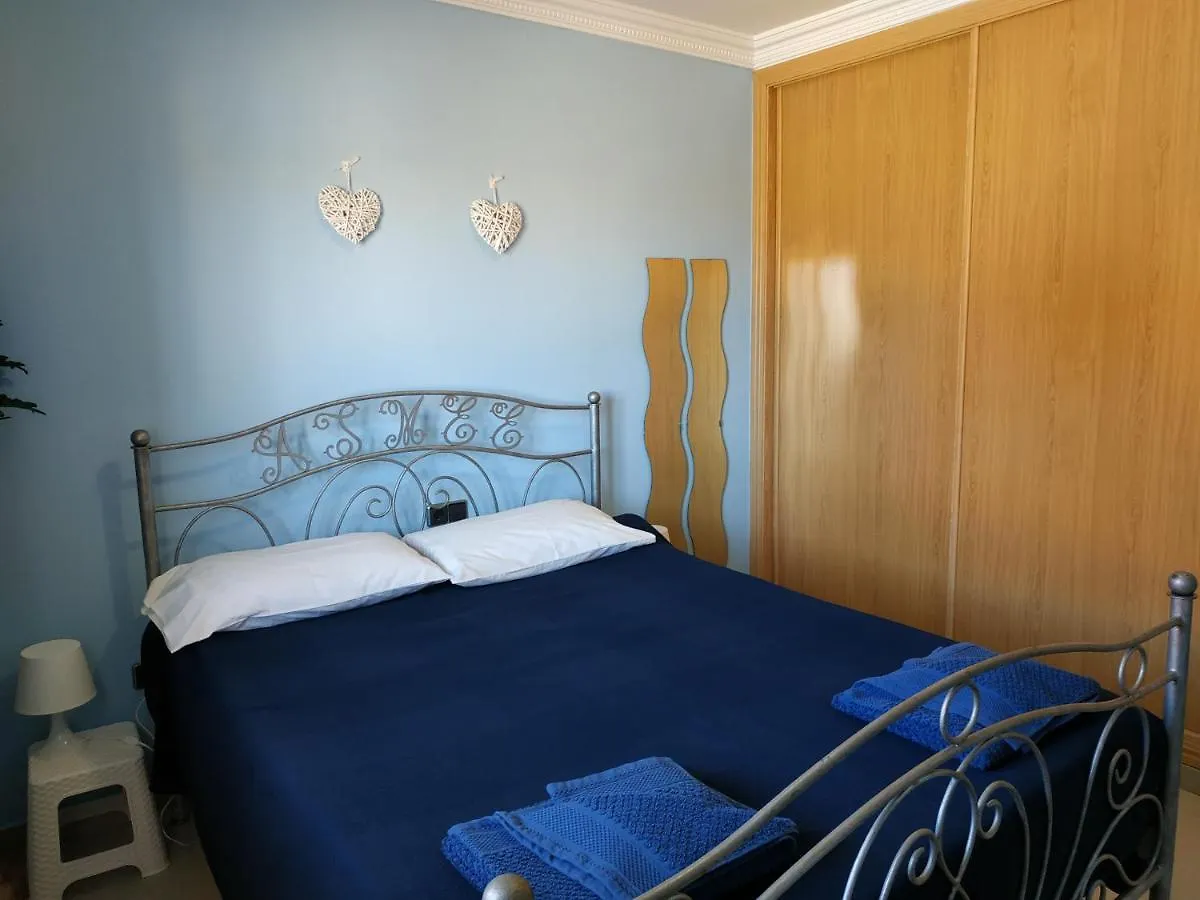 Villa Casa Del Sol: Spacious 3-Bedroom with Private Solar-Heated Pool Triquivijate Spain